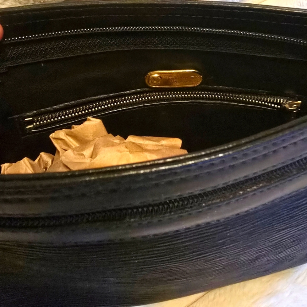 Mario Valentino Clutch - Picture 2 of 4